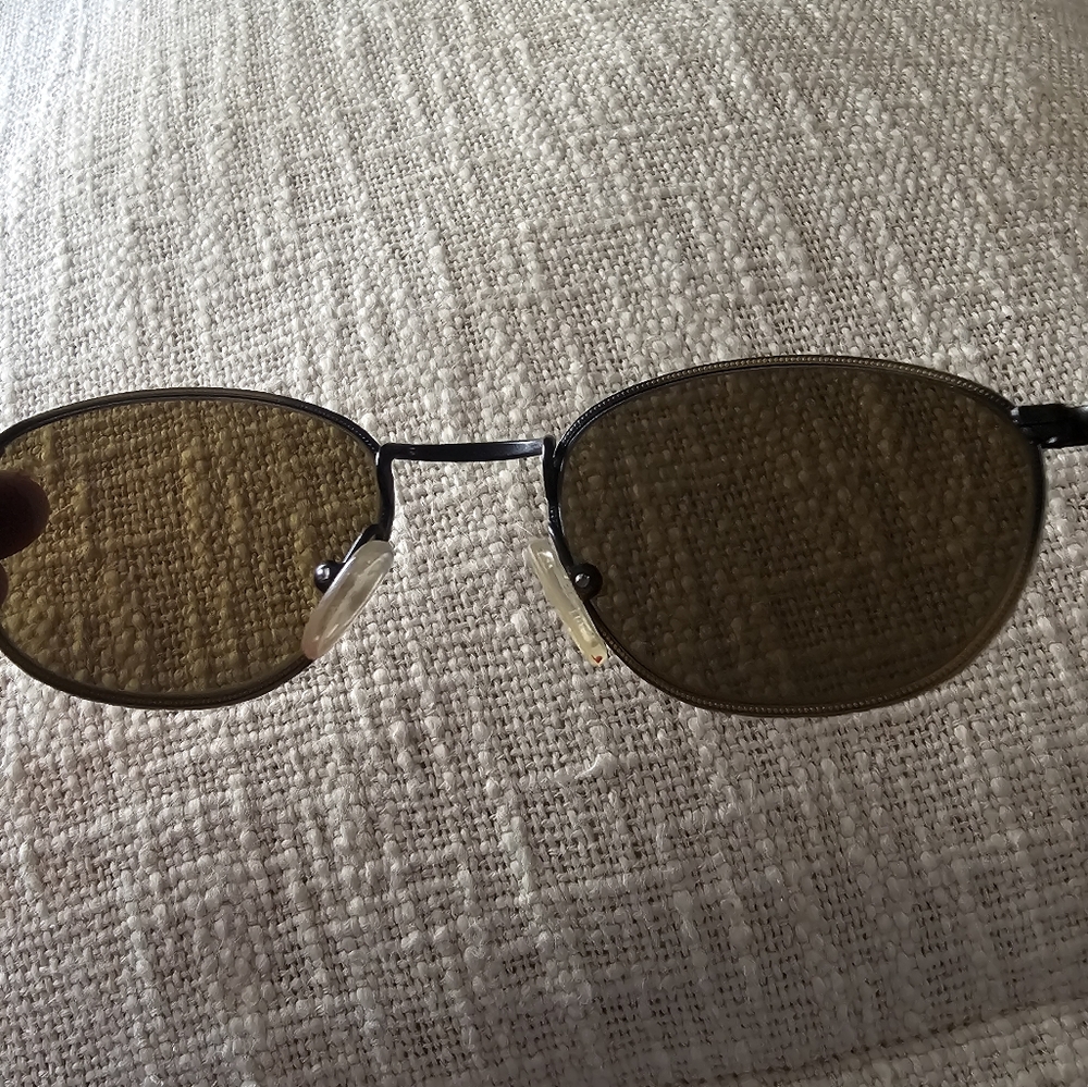 Vintage Revo Sunglasses, Tiburon 1208 010, Amber Lenses, Tortoise Shell Ear Stem - Picture 3 of 11